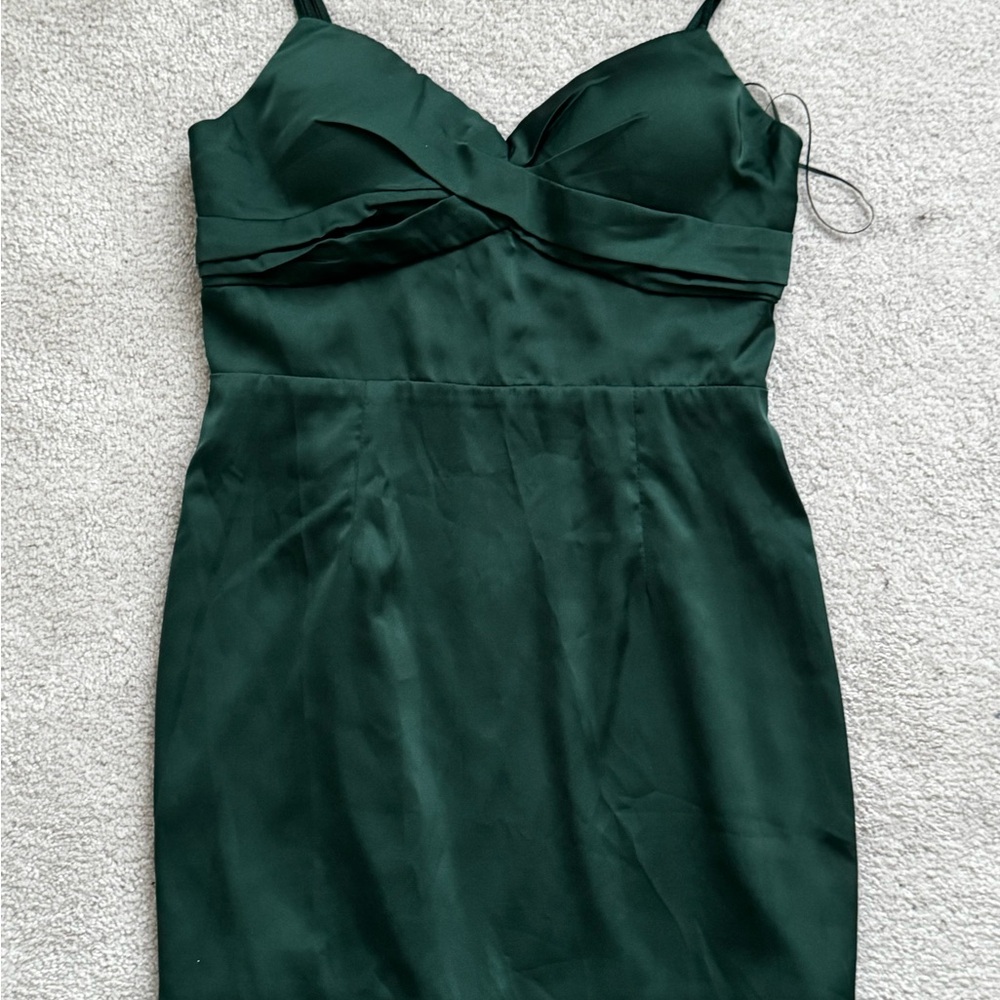 Elegant Green Sleeveless Dress